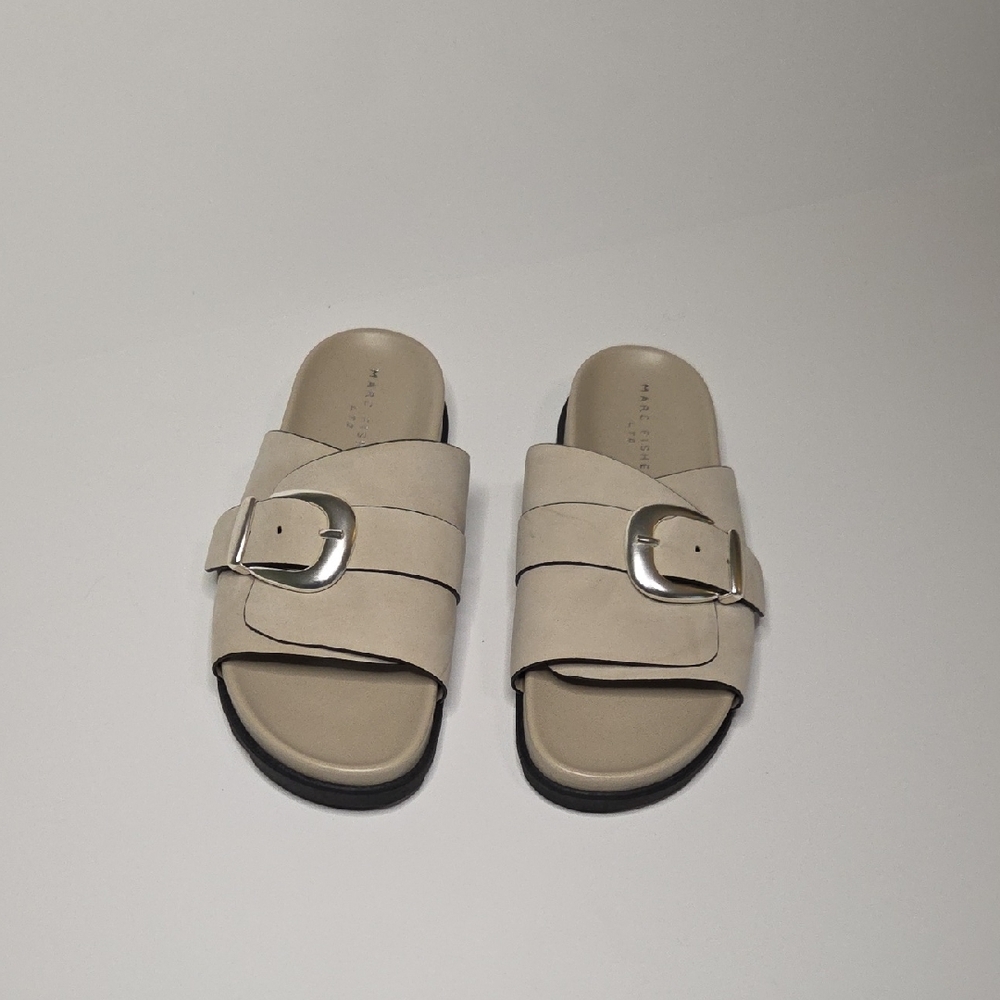 Marc Fisher LTD Womens Beige Suede Buckle‎ Slide Sandals Flat Comfort Shoes